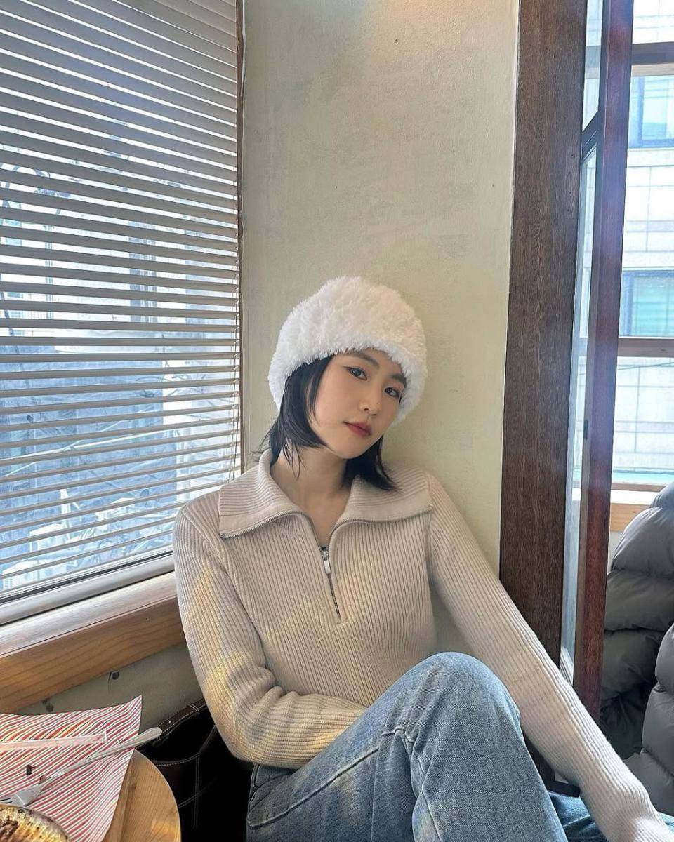 potret Doo Yoon Bee (instagram.com/_yoooon13e_)