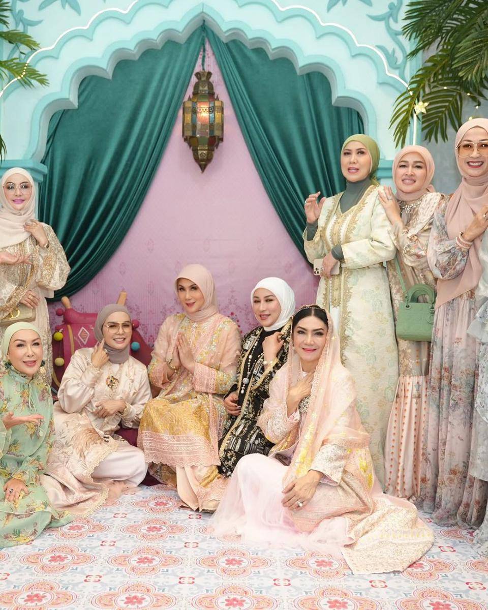 Ultah Marini Zumarnis. (instagram.com/marinizumarnisreal)
