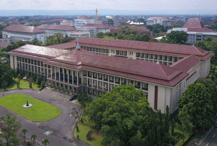 UGM (ugm.ac.id)