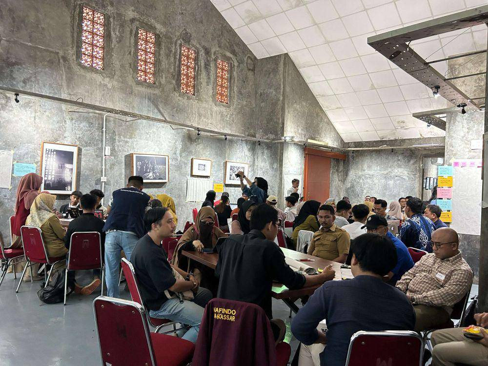 Suasana Wikithon Partisipasi Publik 2025 oleh BASAsulsel Wiki yang berlangsung di Rumata' Artspace pada Selasa 25 Maret 2025. (Dok. BASAsulsel Wiki)