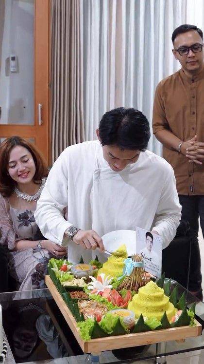 syukuran Ifan Seventeen (instagram.com/citra_monica)
