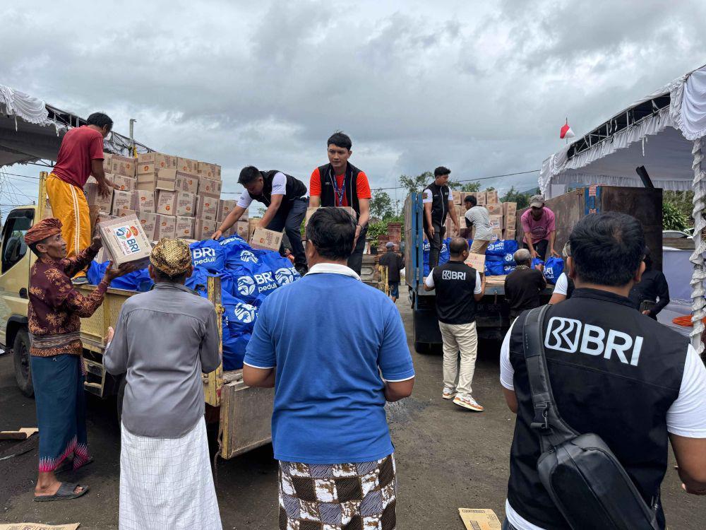 Rayakan Nyepi, BRI Peduli Bagikan 1.000 Paket Sembako di Tabanan