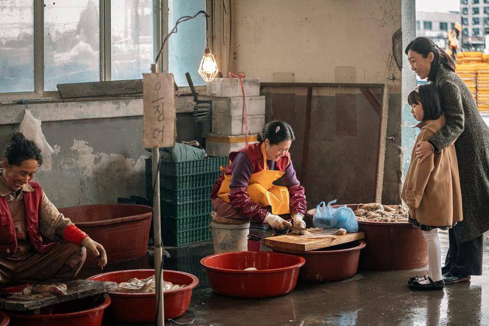 still cut drama Korea When Life Gives You Tangerines (instagram.com/netflixkr)