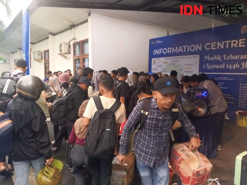 Gubernur NTB Lepas 200 Pemudik Gratis, Ada yang Bawa Tabung Gas