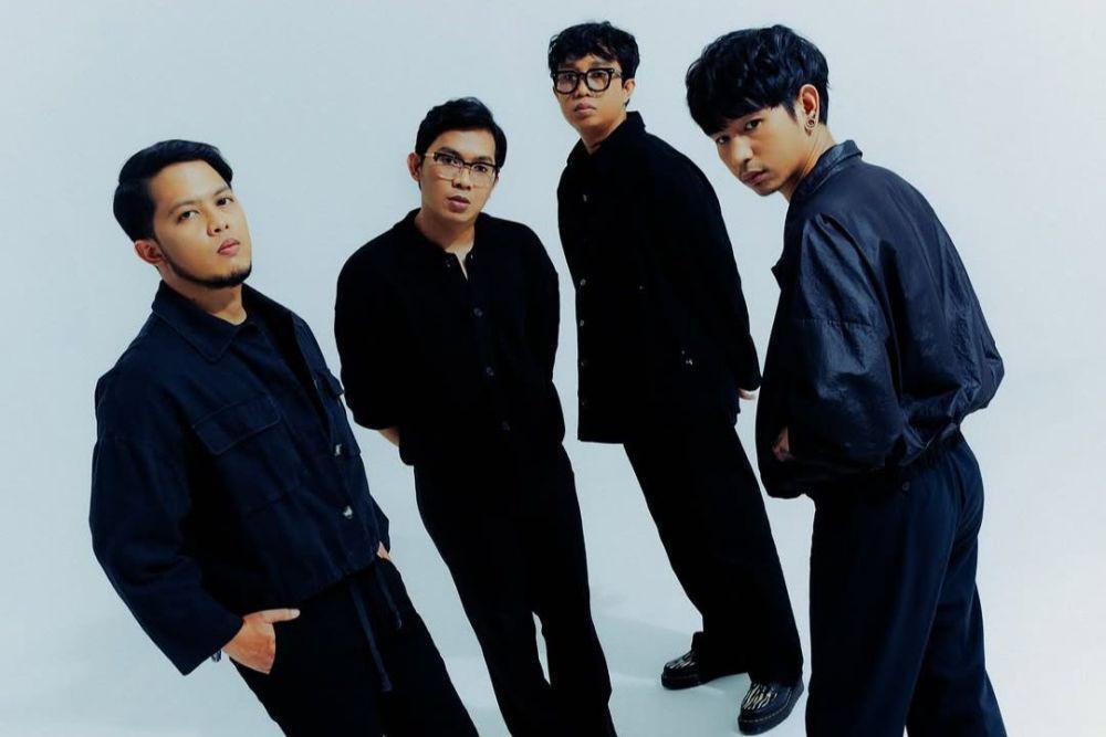 Lirik Lagu Jakarta Hari Ini - For Revenge Feat. Stereo Wall
