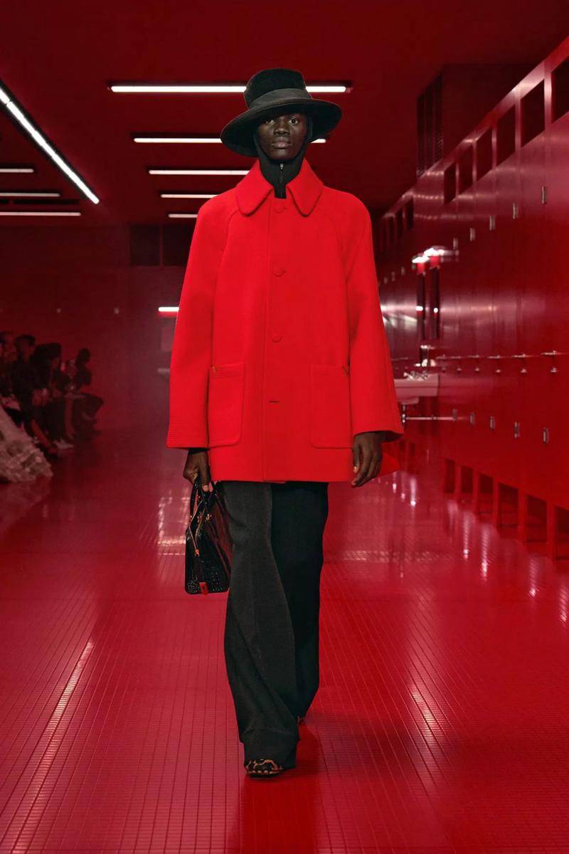 Valentino Fall/Winter 2025-26 di Paris Fashion Week (dok. Valentino)
