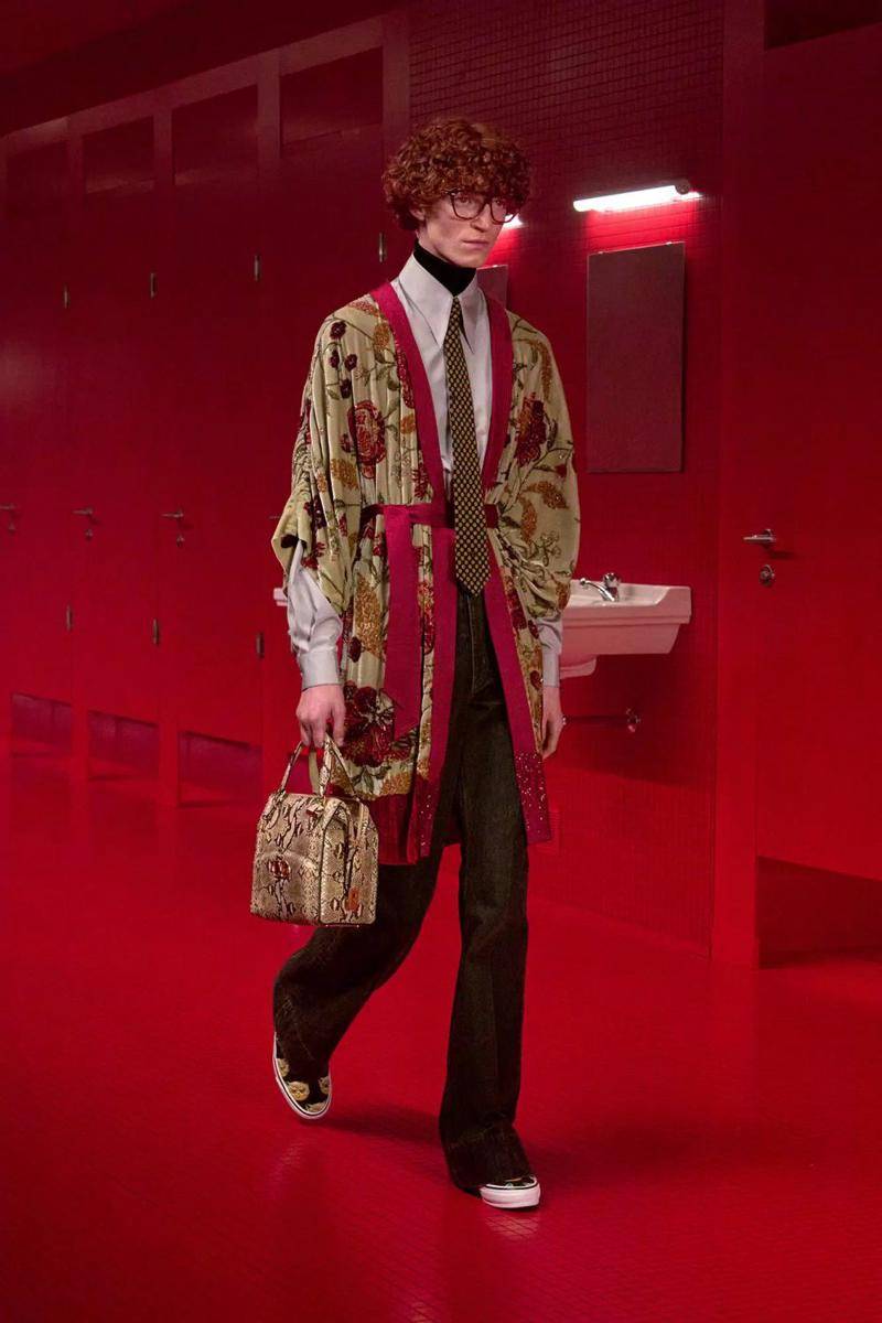 Valentino Fall/Winter 2025-26 di Paris Fashion Week (dok. Valentino)