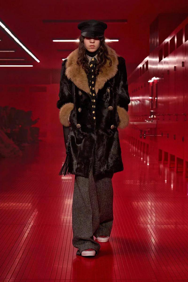 Valentino Fall/Winter 2025-26 di Paris Fashion Week (dok. Valentino)