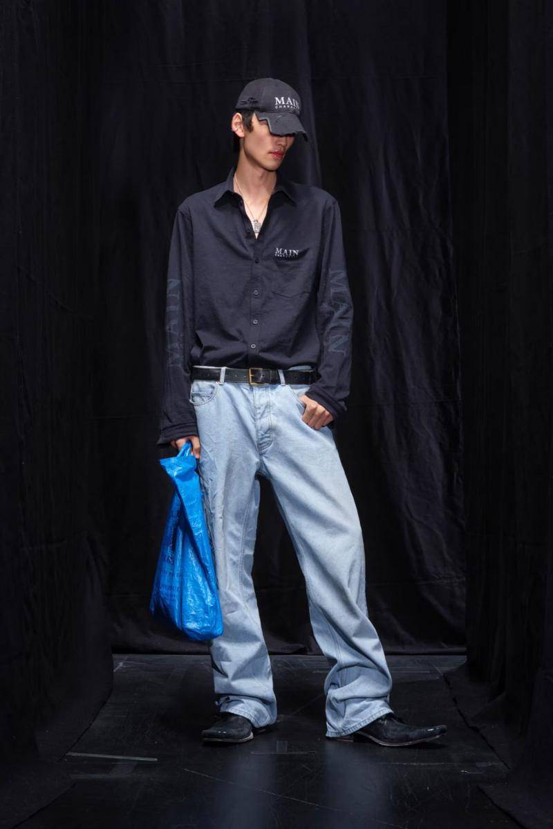 Balenciaga Fall/Winter 2025-26 di Paris Fashion Week (dok. Balenciaga)
