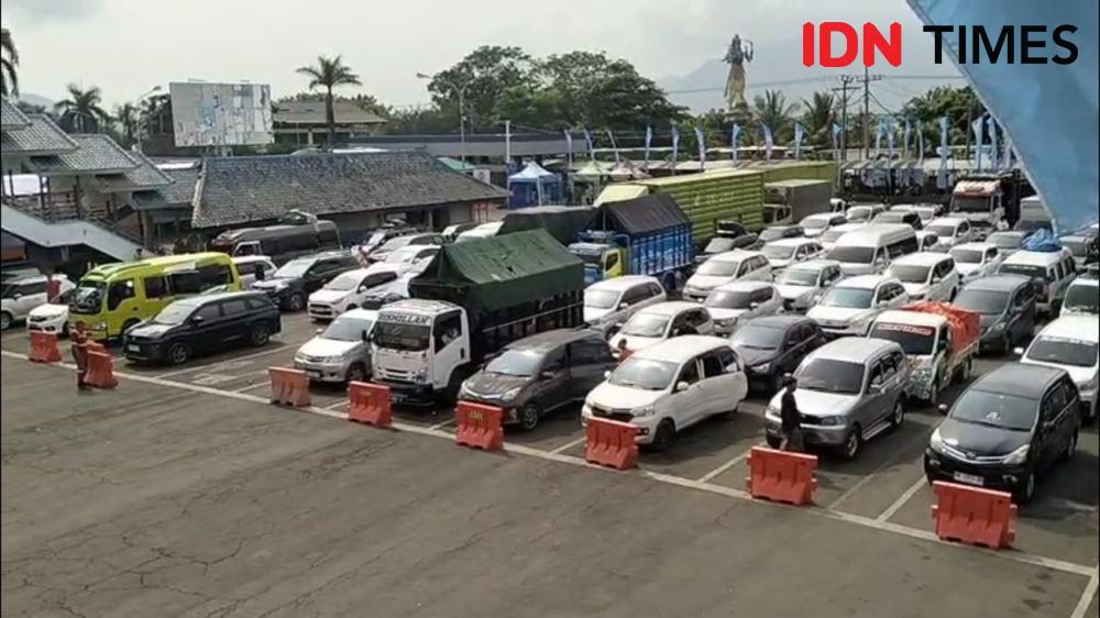 Pemudik yang Naik Sepeda Motor Mendominasi di Gilimanuk