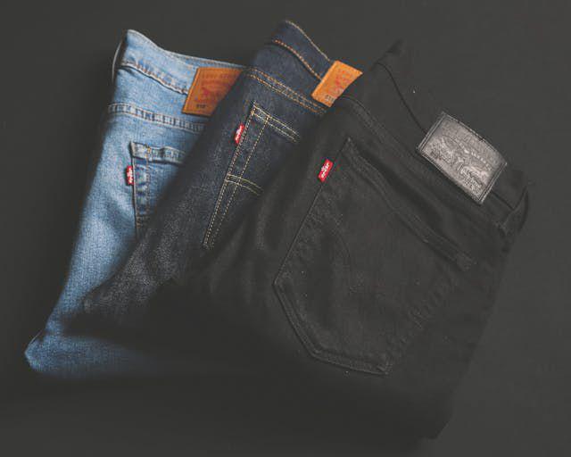 5 Tips agar Celana Jeans Tidak Mudah Pudar dan Luntur Warnanya