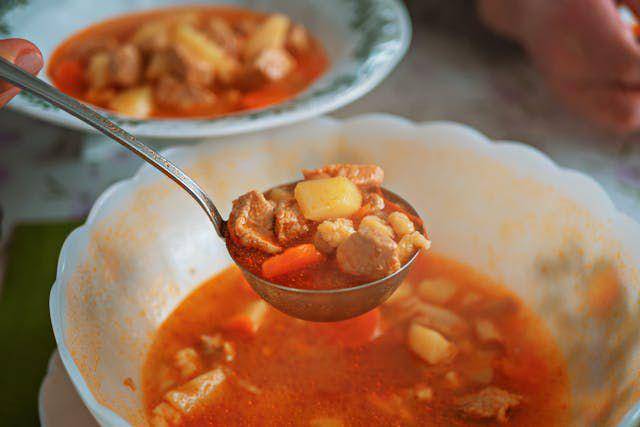 semur daging sapi (pexels.com/Summer Stock)