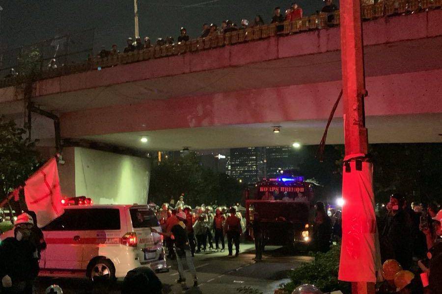 Posko Medis Flyover DPR-RI pada Demo UU TNI di Jakarta (twitter.com/barengwarga)
