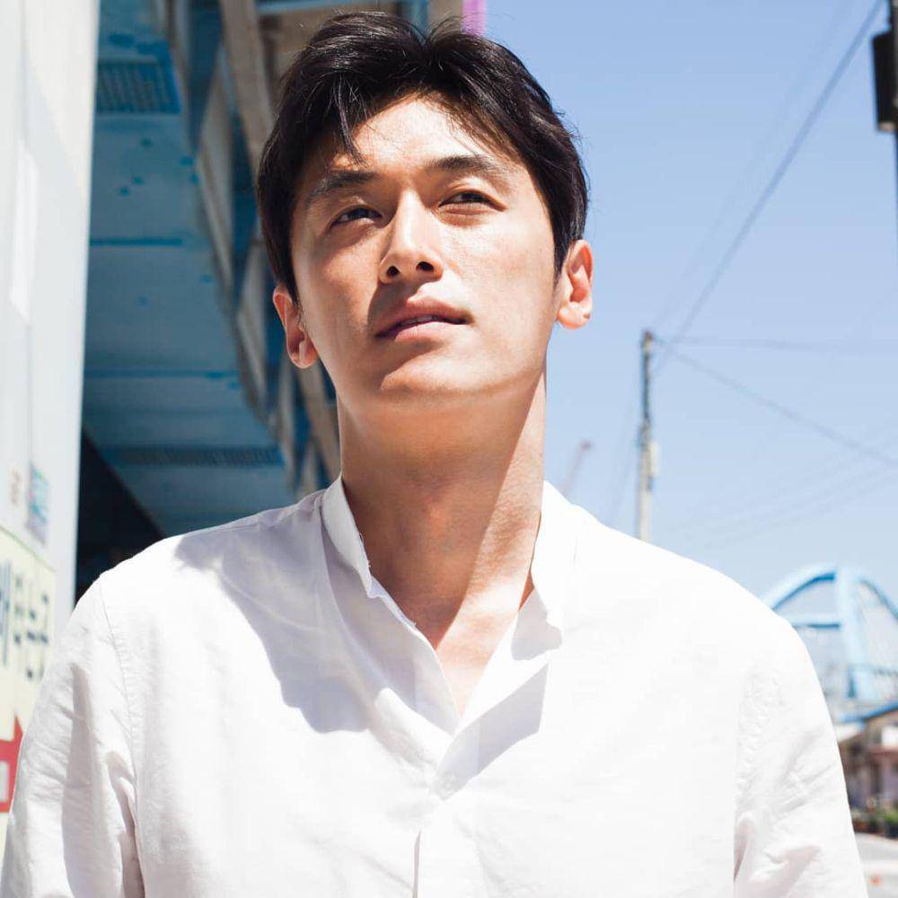 Kim Dong Hyuk (instagram.com/kdh5363)