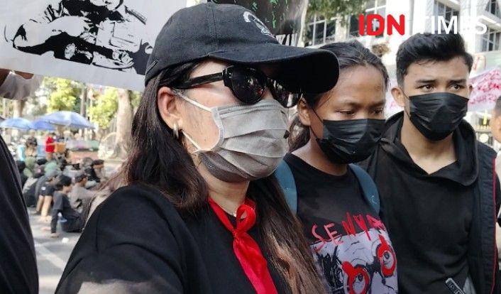 Lusty Ro Manna Malau selaku peserta aksi (IDN Times/Eko Agus Herianto)