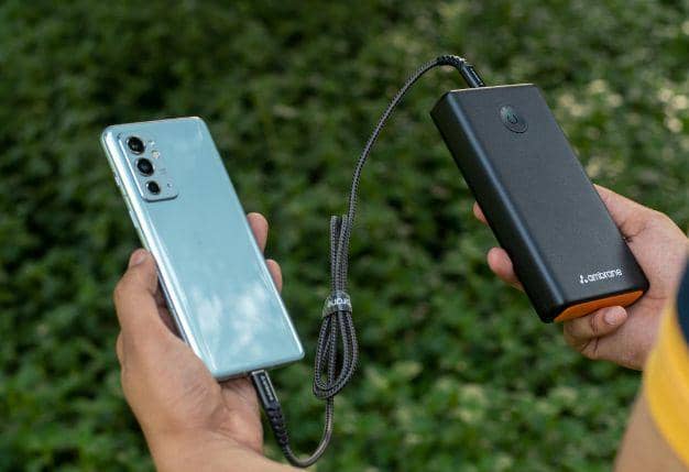 ilustrasi power bank hp (Pexels.com/DEBRAJ ROY)