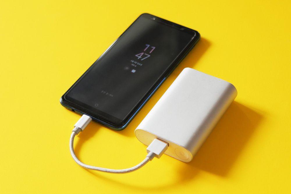 5 Maskapai yang Paling Melarang Penggunaan Powerbank saat Penerbangan