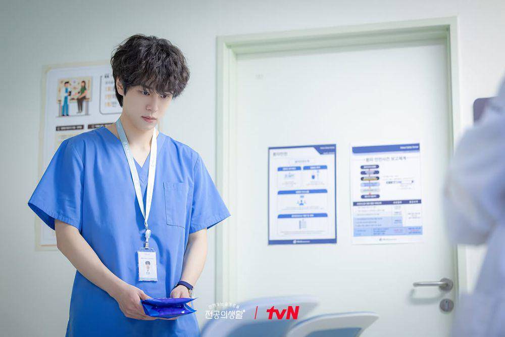 cuplikan drakor Resident Playbook (instagram.com/tvn_drama)