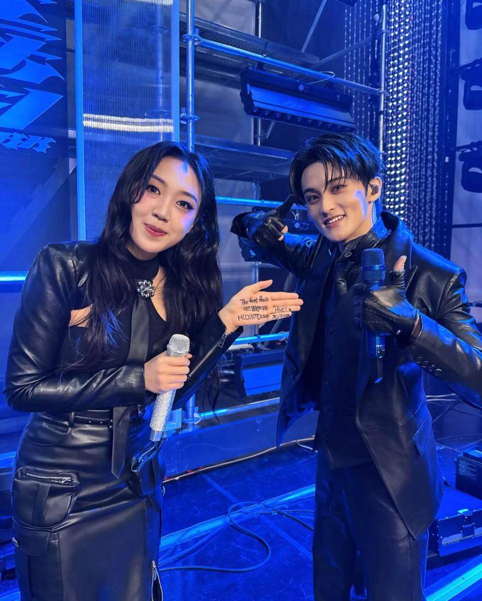 Mark dan Young Ji (instagram.com/nct)