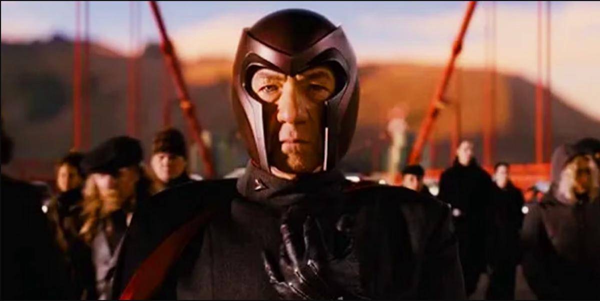 Ian McKellen magneto.jpg