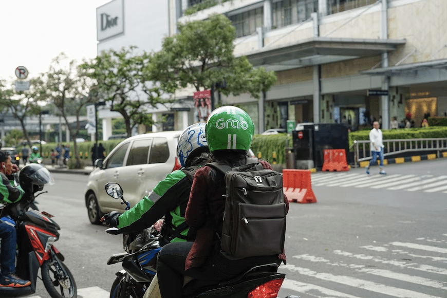 Ilustrasi driver ojol Grab 