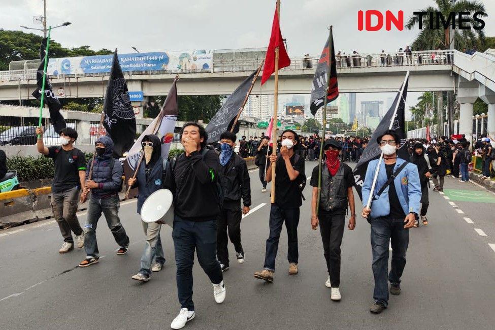 7 Fakta Demo Tolak UU TNI dan RUU Polri di Gedung DPR