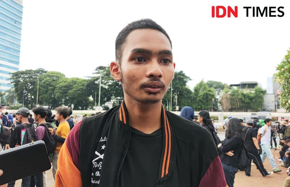 Wota JKT 48 Ikut Demo Tolak UU TNI dan RUU Polri