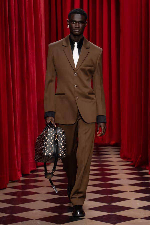 Marine Serre Fall/Winter 2025-26 di Paris Fashion Week (dok. Marine Serre)