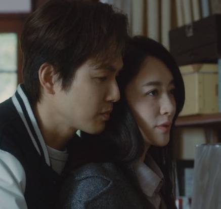 Because of Love (dok. Youku/Because of Love)