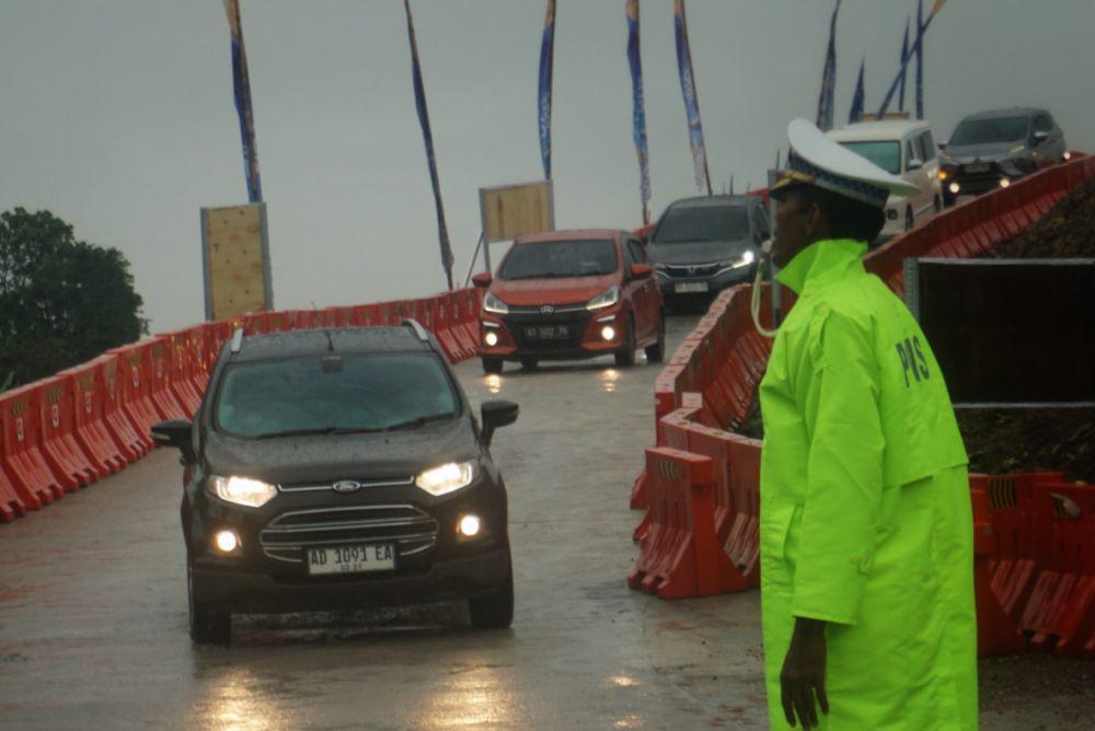 H-3 Lebaran, Volume Kendaraan di Exit Tol Tamanmartani Melonjak