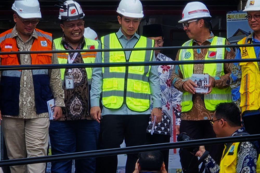 Gibran Tinjau Proyek Pasar Ayam Higienis Pertama di Indonesia
