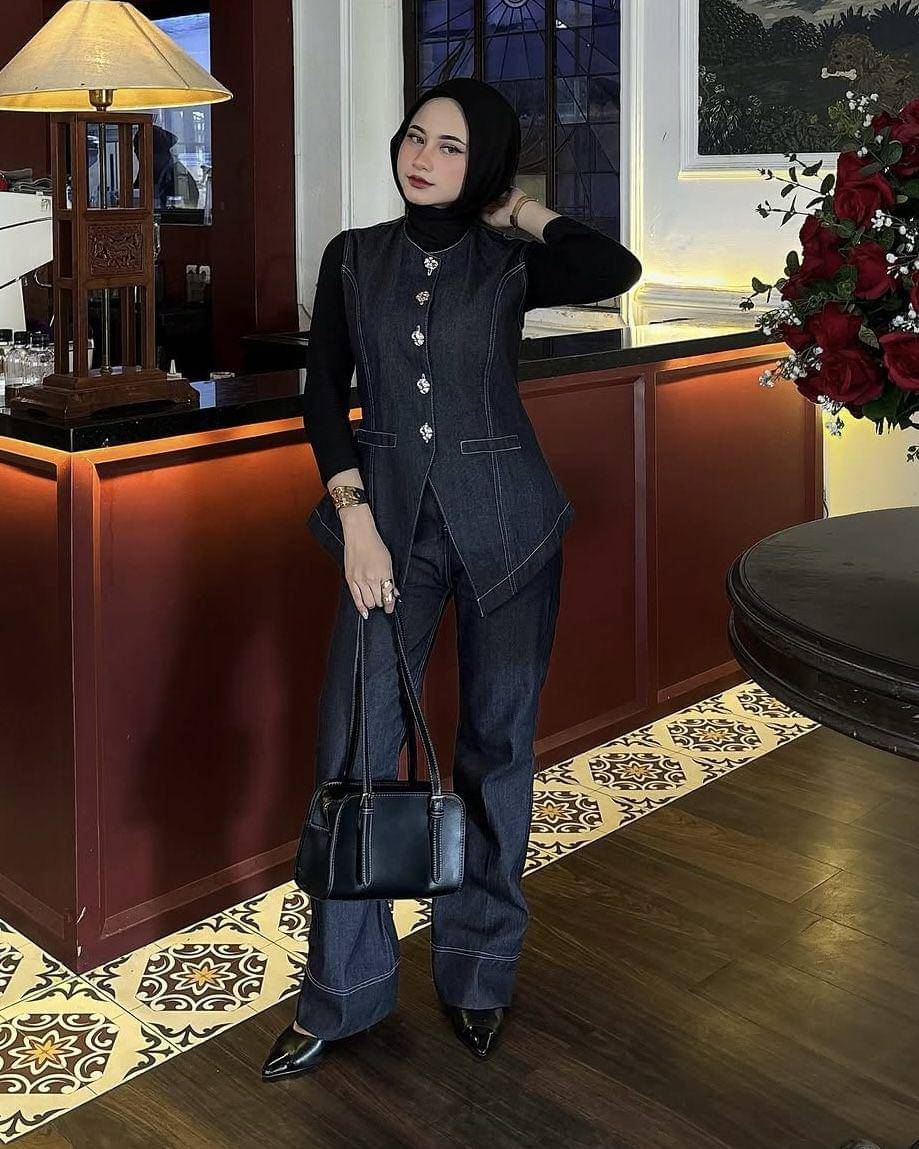 ide OOTD ala Rossidatul Umami