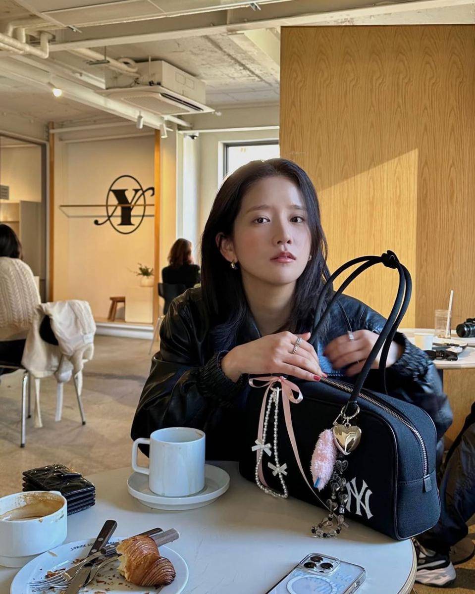 Exy WJSN (instagram.com/exy_s2)