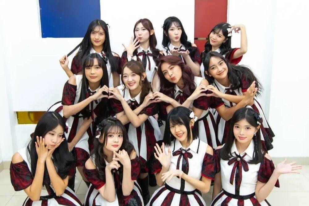JKT48 (instagram.com/jkt48)