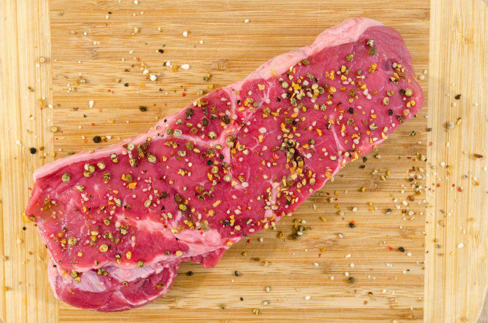 ilustrasi daging kambing (pexels.com/Lukas)