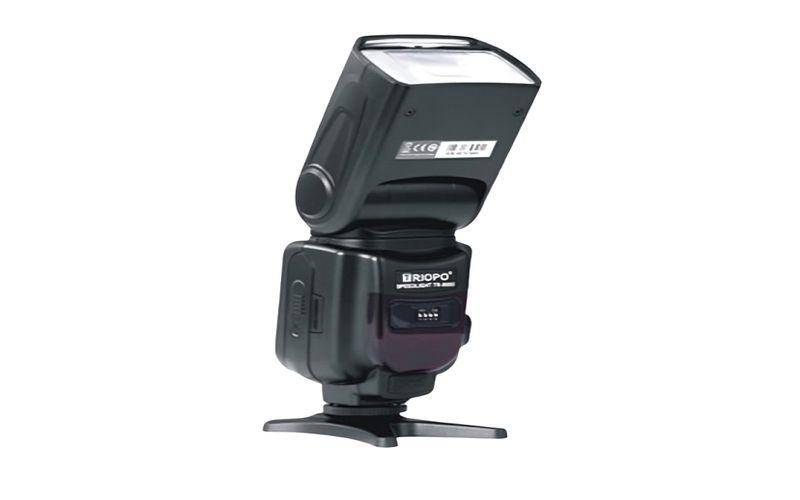 tampilan TRIOPO lampu Flash kamera TR-950 (alibaba.com)