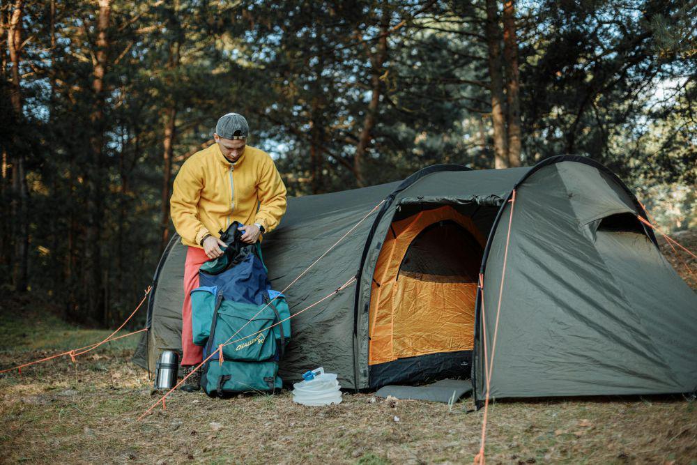 4 Hal Sepele tapi Fatal saat Camping di Gunung, Hindari!