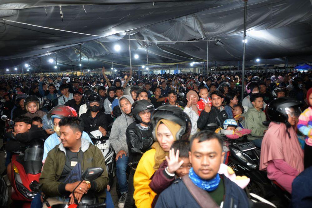 21.863 Motor Nyeberang ke Sumatra di Puncak Mudik H-3 Lebaran