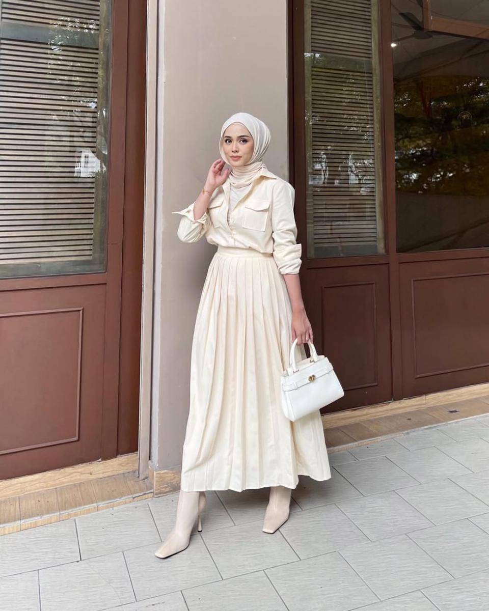 Thuraya Nur (instagram.com/thurayanur)