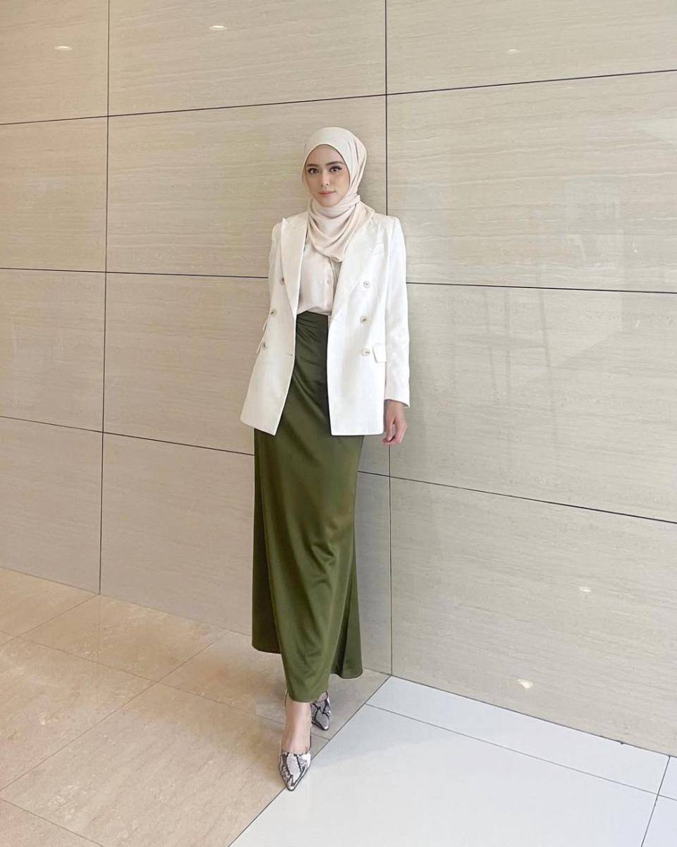 Thuraya Nur (instagram.com/thurayanur)