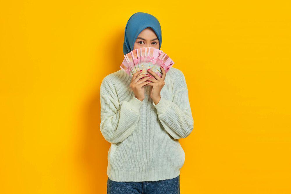ilustrasi tekanan finansial di hari Lebaran yang boros (pexels.com/bangunstockproduction)