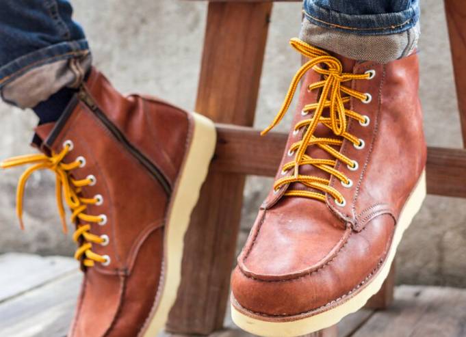 ilustrasi sepatu
