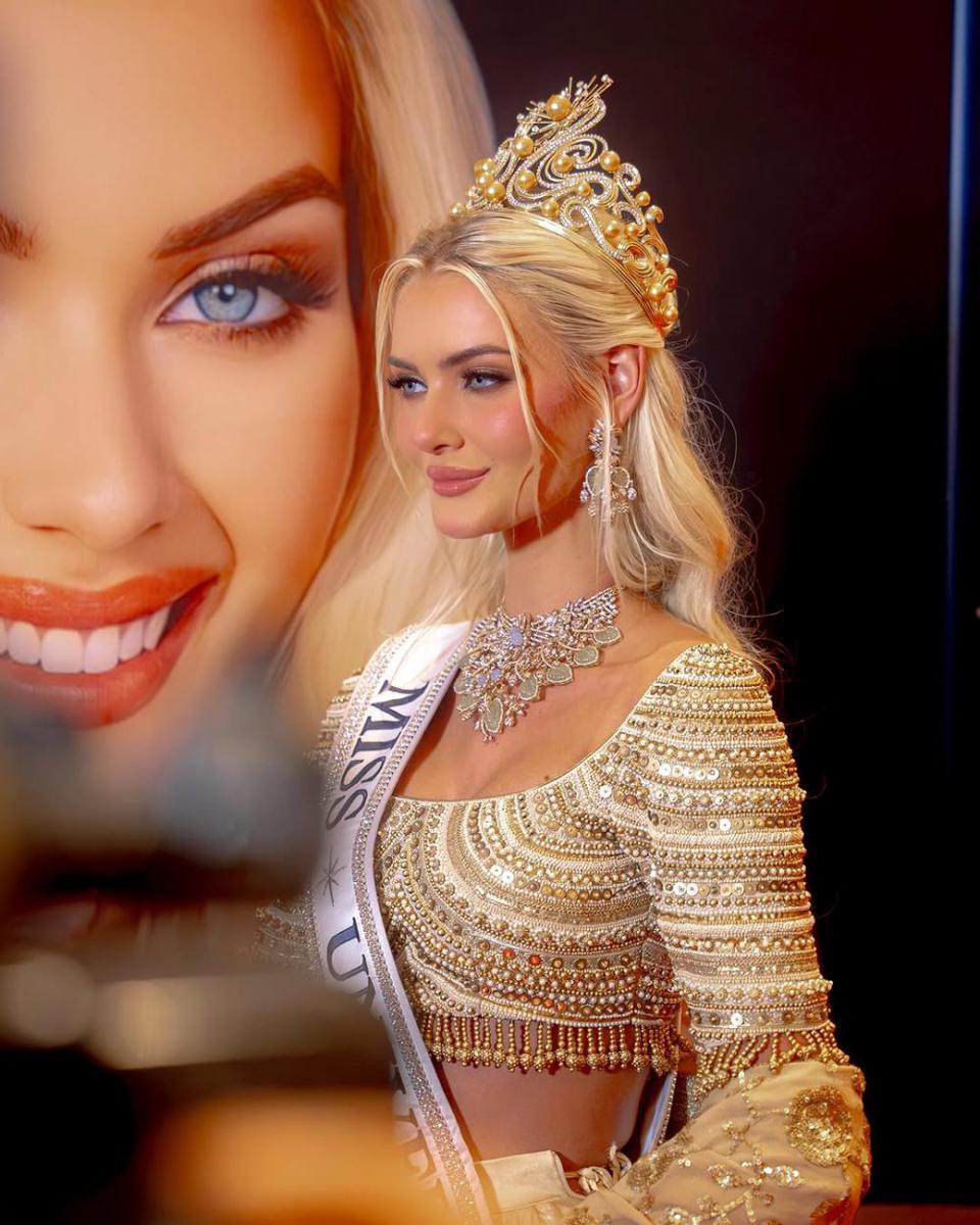 Potret Kunjungan Miss Universe 2024 Victoria Kjaer ke India (Instagram.com/missuniverse)
