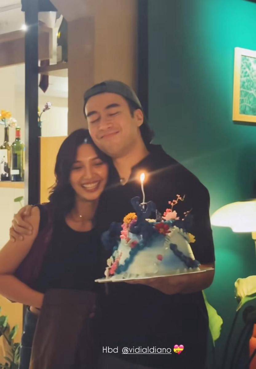 Artis yang hadir di ulang tahun Vidi Aldiano ke-35 (instagram.com/enzystoria)