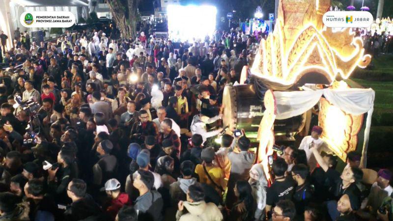 Malam Takbiran, Dedi Mulyadi Gelar Festival Dulag Istimewa 1446 H
