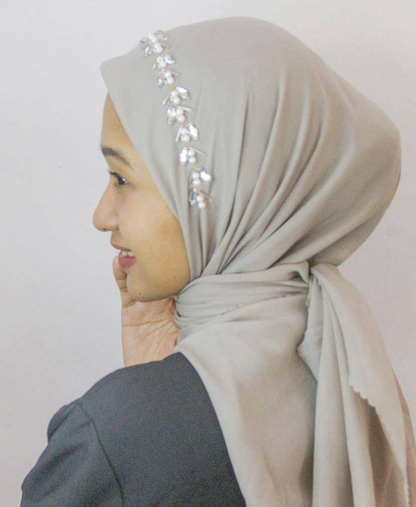 Ide style hijab (instagram.com/@cikar_id)