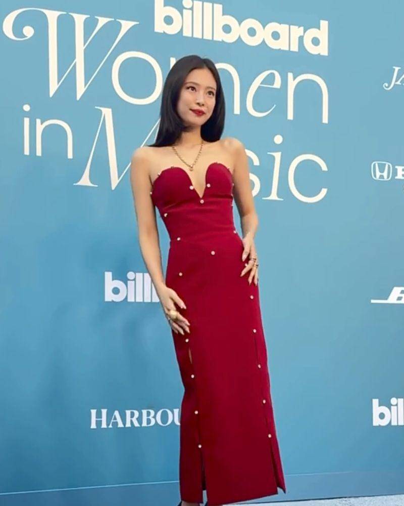 potret Jennie BLACKPINK di Billboard Women in Music Awards 2025 (instagram.com/billboard)