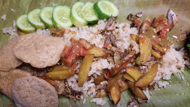 Resep Nasi Liwet Rice Cooker Khas Sunda yang Berempah