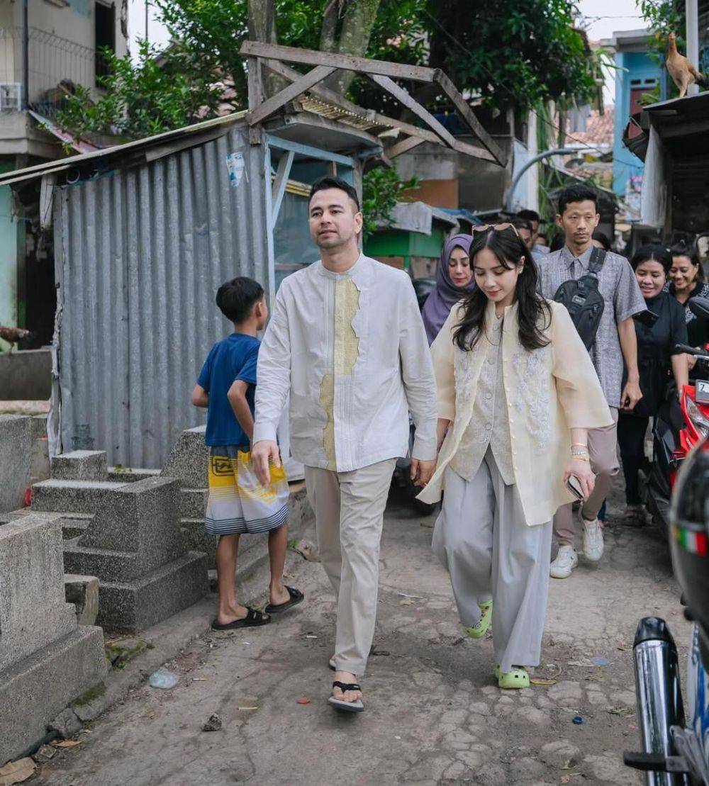 Raffi Ahmad ziarah ke makam ayah (instagram.com/raffinagita1717)