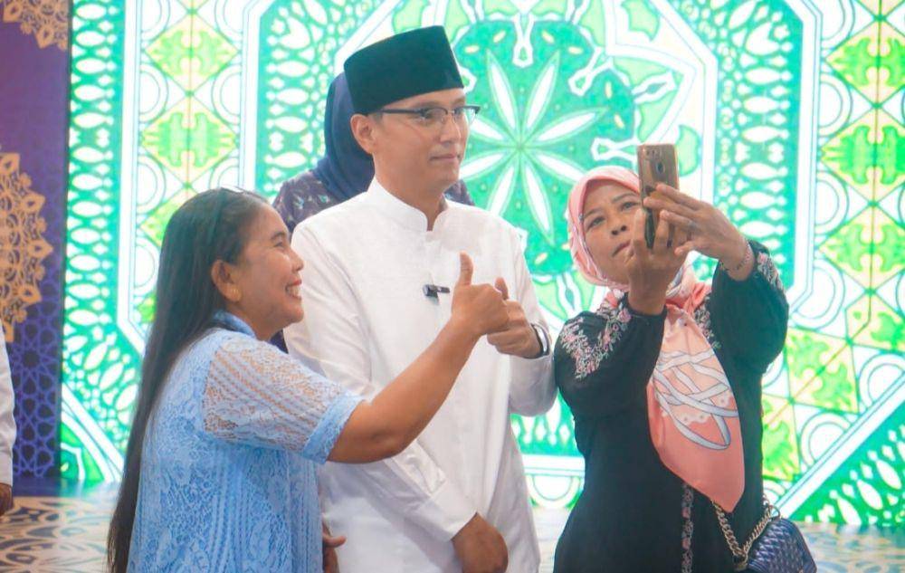 Suasana open house di Rumah Dinas Wali Kota Medan Rico Waas (Dok. Diskominfo Medan)